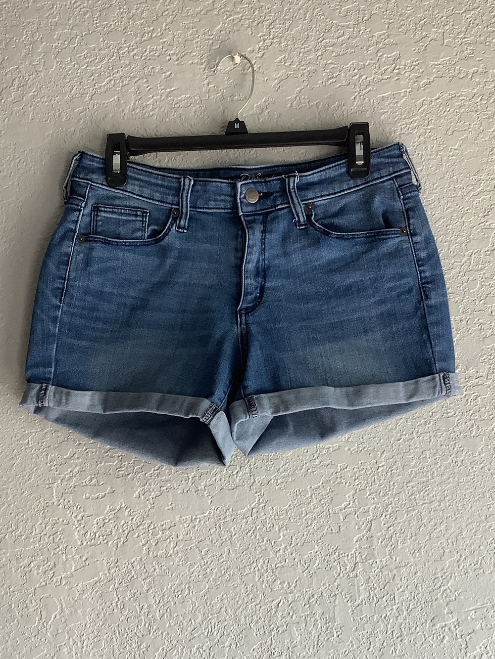 Universal Thread Medium Blue Rolled Cuff Denim Shorts